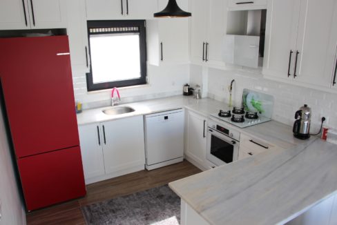 Saforest Villa Ardic Kitchen General View