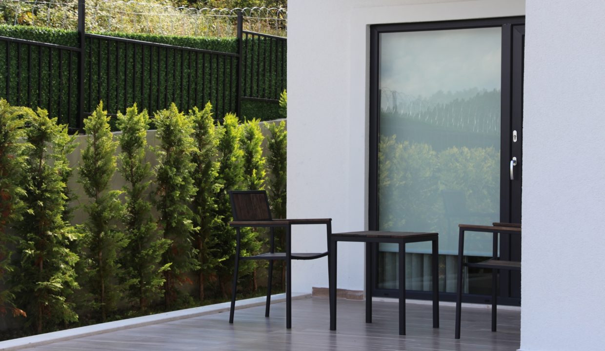 Saforest Villa Ardic Patio 02