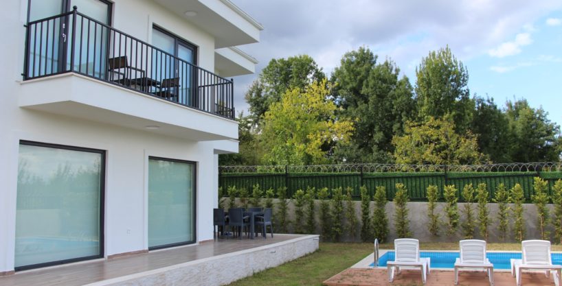 Saforest Villa Ardic Pool General View